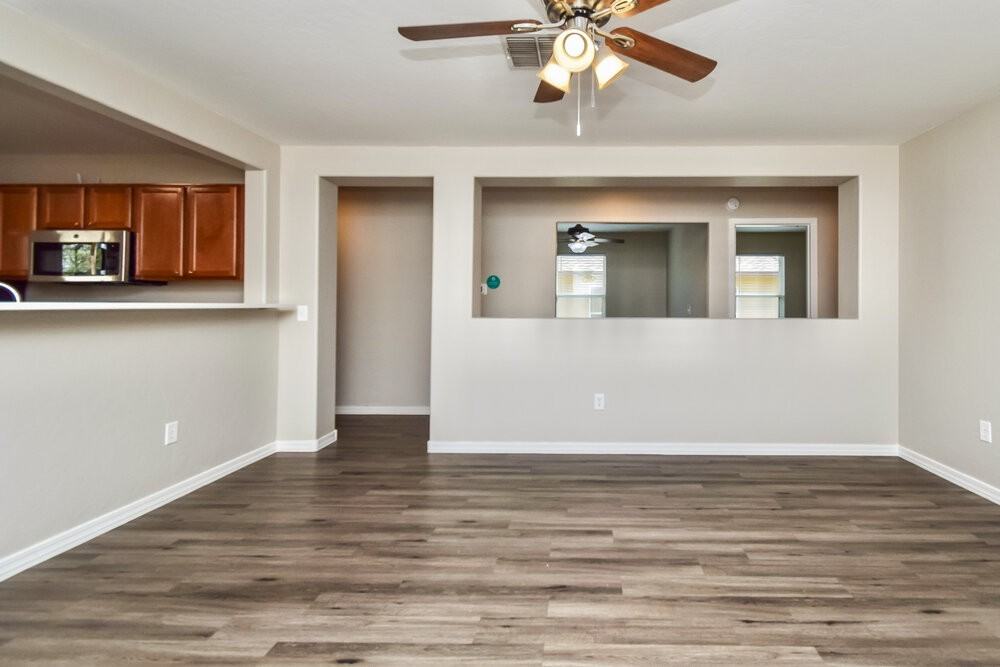 1084 W Calle Del Libro Dorado - Photo 4 of 19