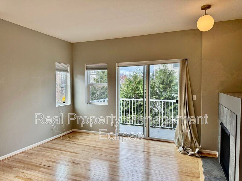 305 127th St Se #A - Photo 2 of 28