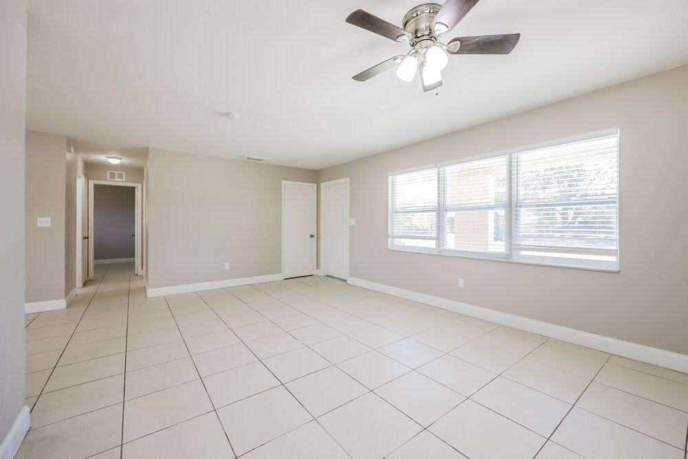 11 Kentucky Rd - Photo 4 of 16