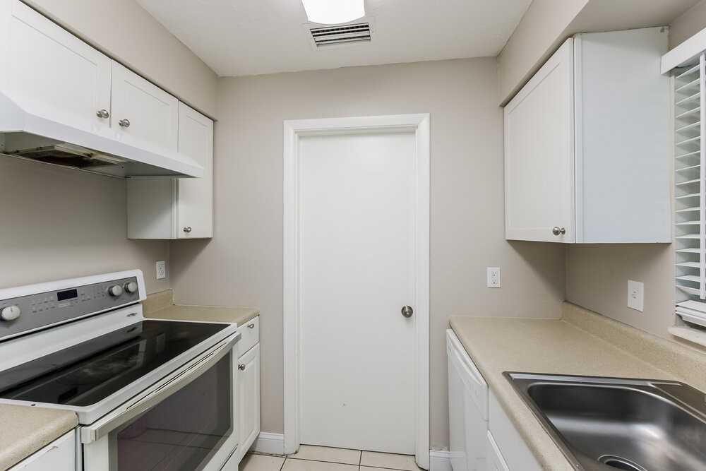 11 Kentucky Rd - Photo 6 of 16