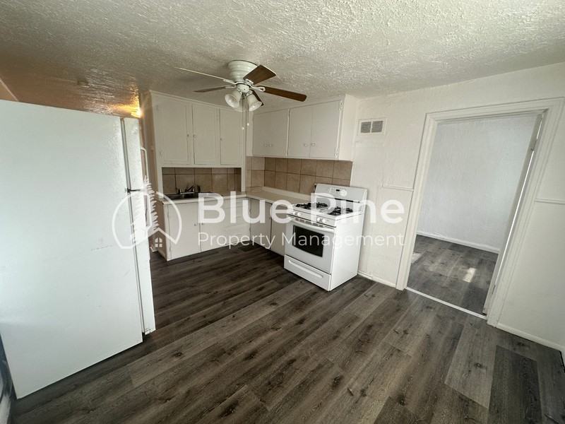 448 H St #2 - Photo 5 of 9