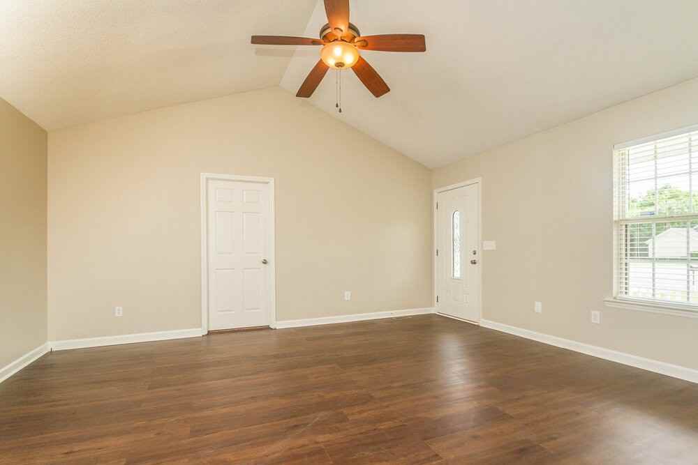 1103 Jerico Rd - Photo 3 of 15