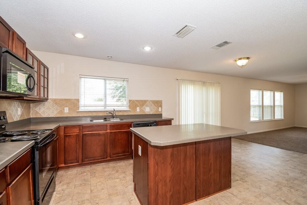 1179 Morning Light Rd - Photo 7 of 14