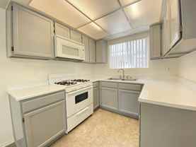 Farmdale Court Apartments - Photo 1 of 1