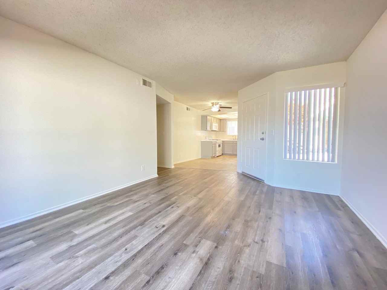 Farmdale Court Apartments - Photo 3 of 22
