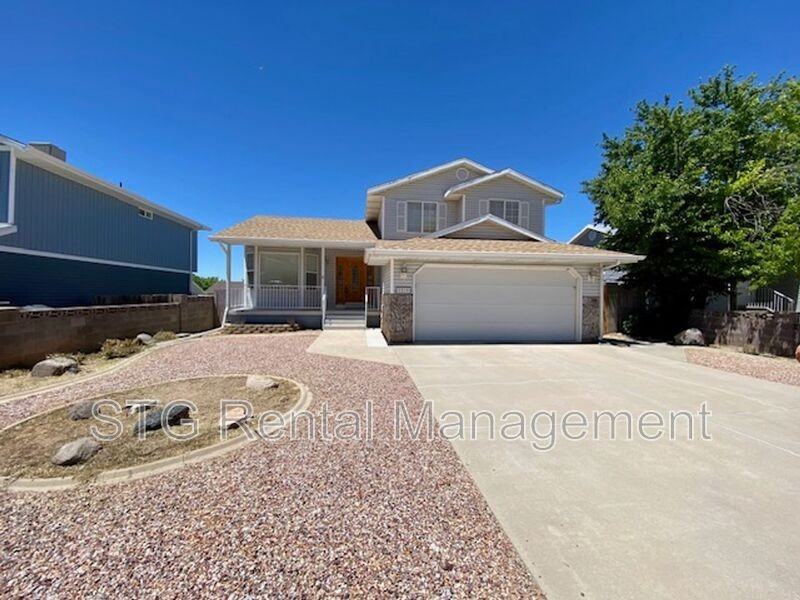 2215 Ne - Photo 3 of 45