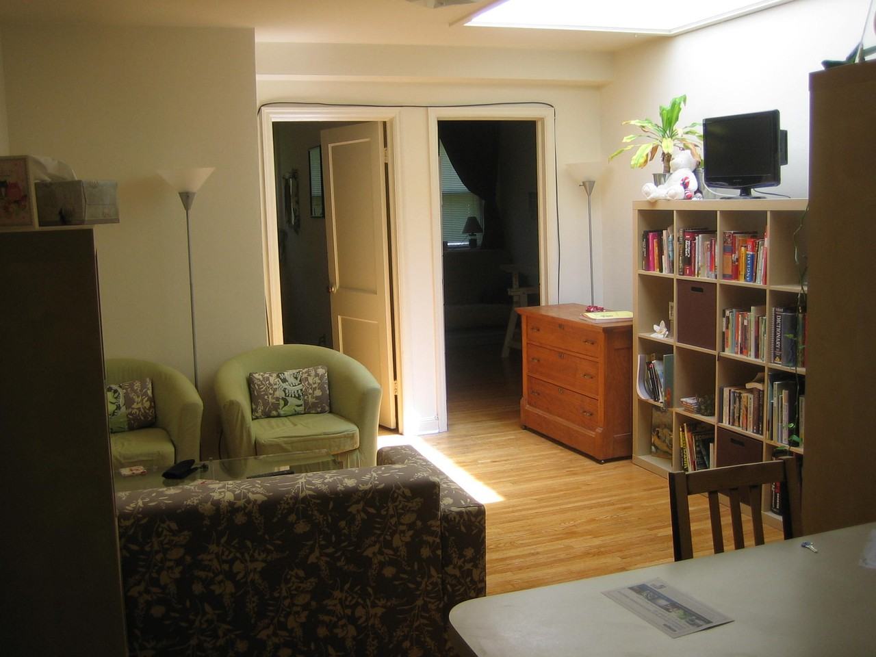 586 Holly Avenue - Photo 7 of 19