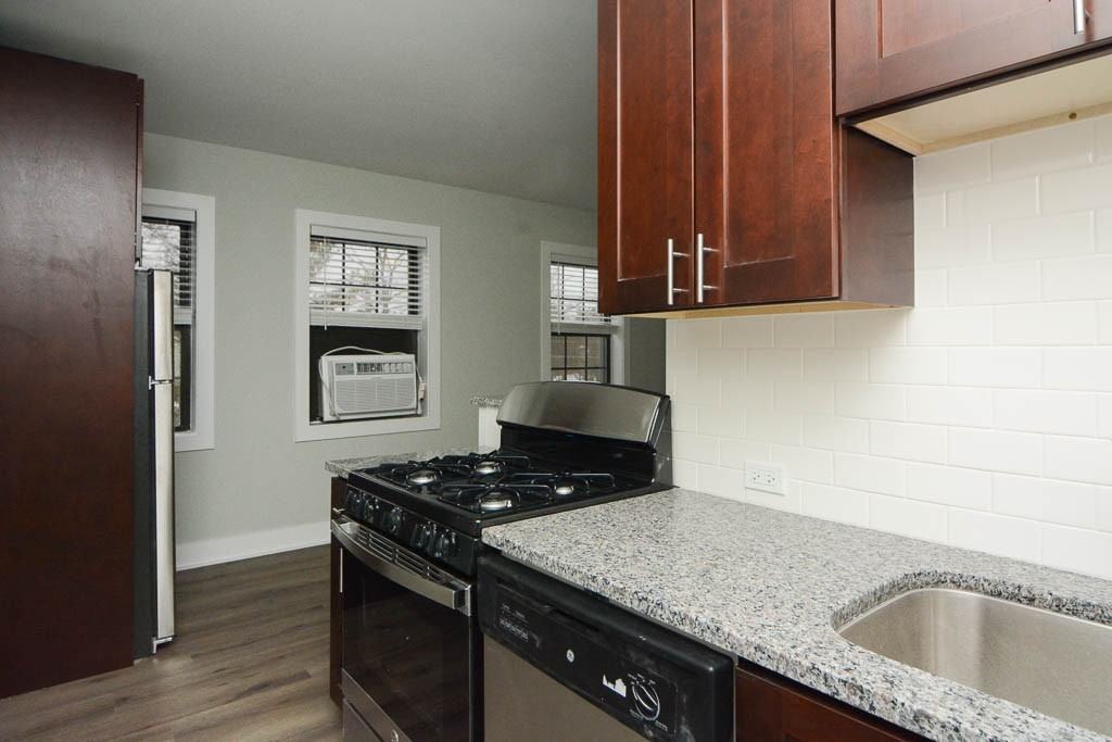 730 Judson Ave #06 - Photo 5 of 21