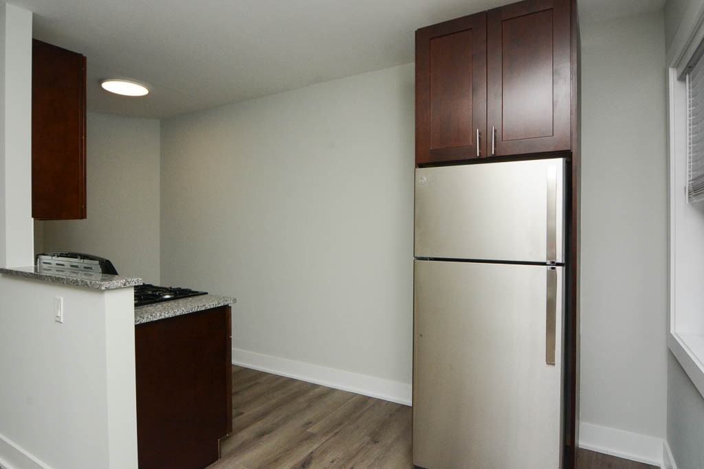 730 Judson Ave #06 - Photo 6 of 21