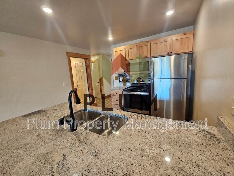 1245 Waverly St #202 - Photo 6 of 23
