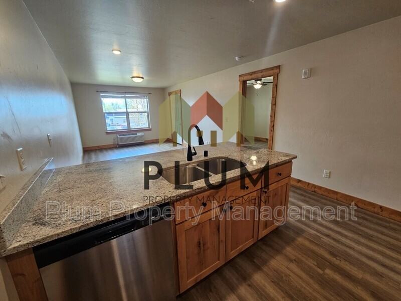 1245 Waverly St #202 - Photo 7 of 23