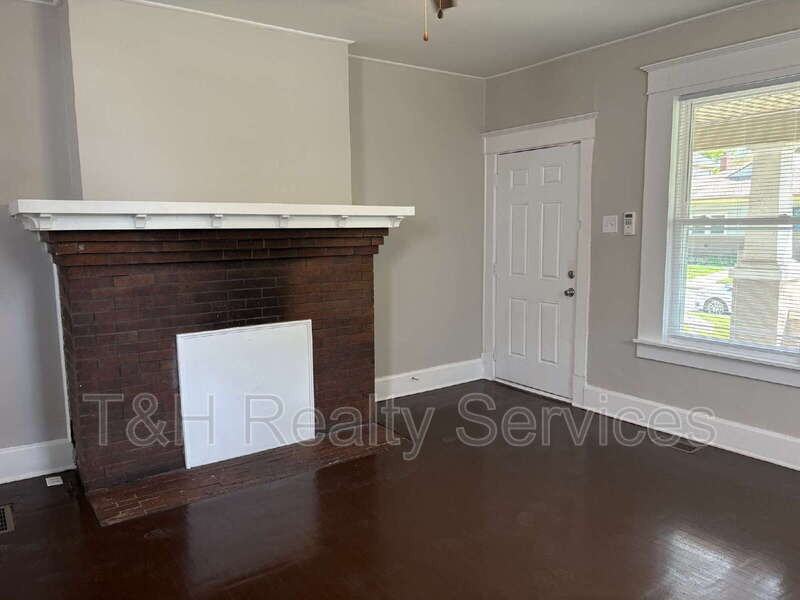 3130 N Park Ave - Photo 4 of 20