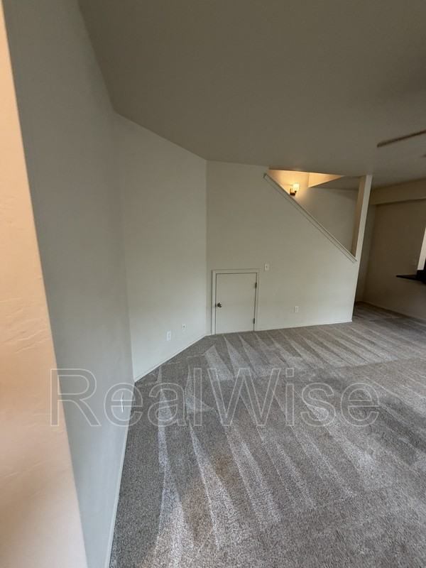 623 Heber Ln - Photo 2 of 31