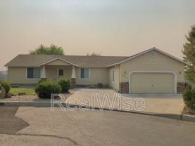 2131 Nw Canyon Ct - Photo 1 of 1