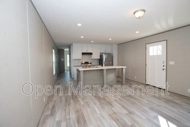 7534 E Us Hwy - Photo 5 of 15