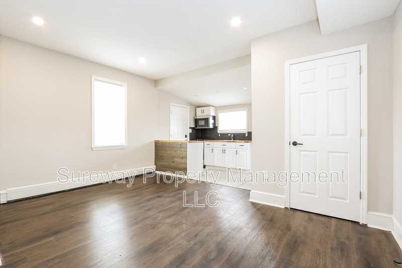 300 Darcy Ave #A - Photo 4 of 10