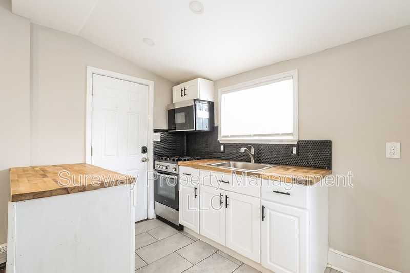 300 Darcy Ave #A - Photo 5 of 10