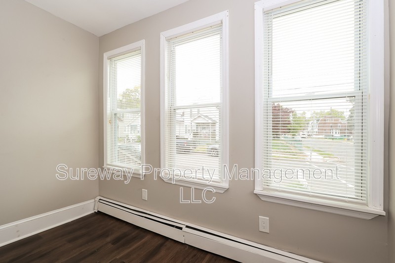 300 Darcy Ave #A - Photo 7 of 10