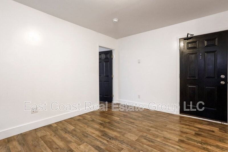 207 N Mulberry St #3 - Photo 5 of 22