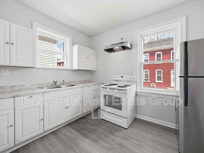 505 W Church St #1W - Photo 3 of 14