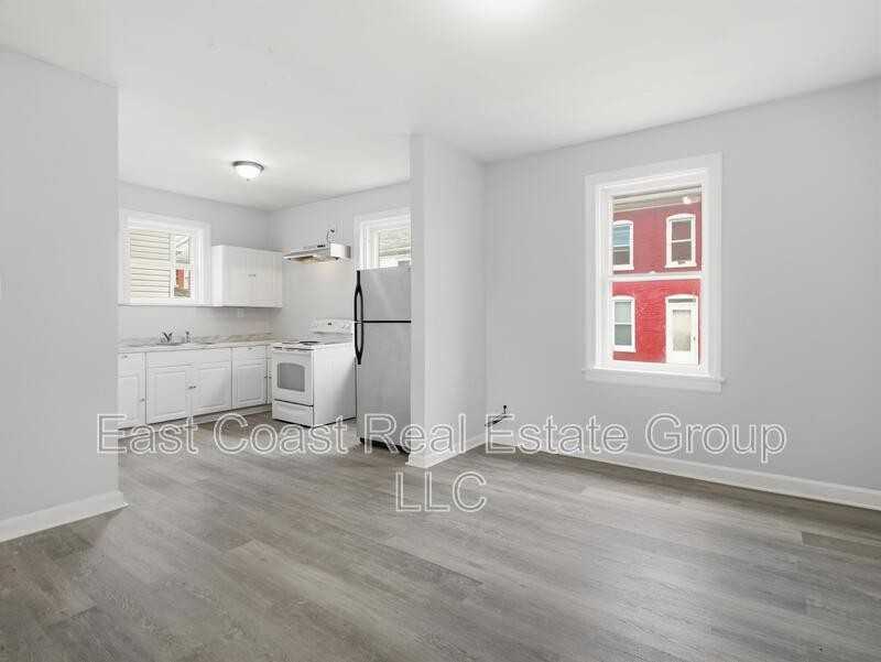 505 W Church St #1W - Photo 5 of 14