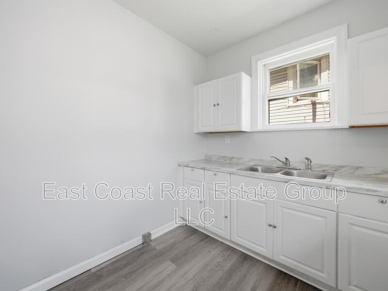 505 W Church St #1W - Photo 6 of 14