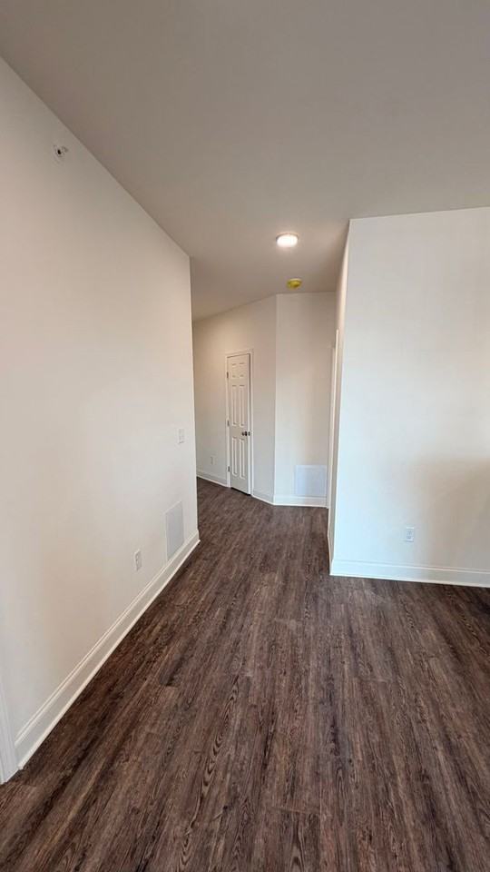 703 Clay Street - Photo 4 of 18