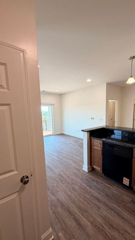 703 Clay Street - Photo 6 of 18