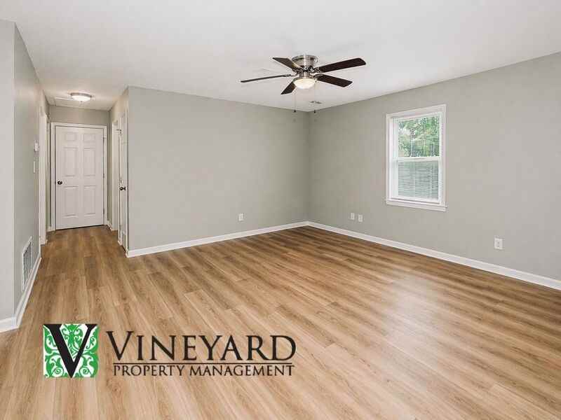 4311 E Paulding Dr #2 - Photo 6 of 13