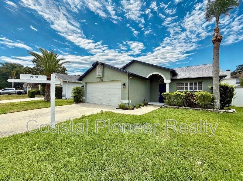 11222 Clayridge Dr - Photo 2 of 31