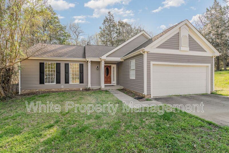 11100 Deerpath Ct - Photo 2 of 18