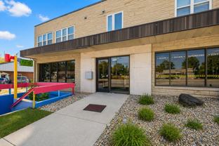 811 W Springfield - Photo 1 of 1