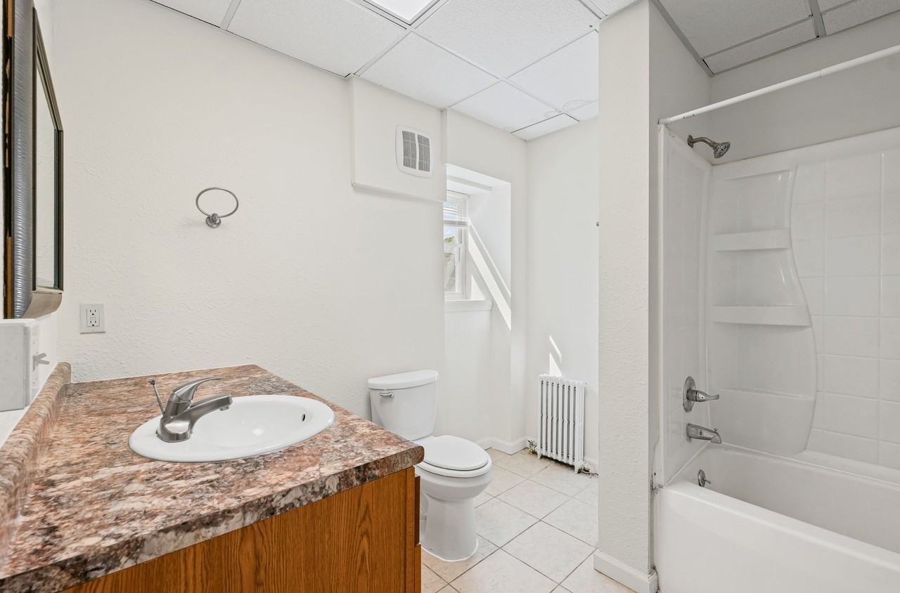 811 W Springfield - Photo 5 of 17