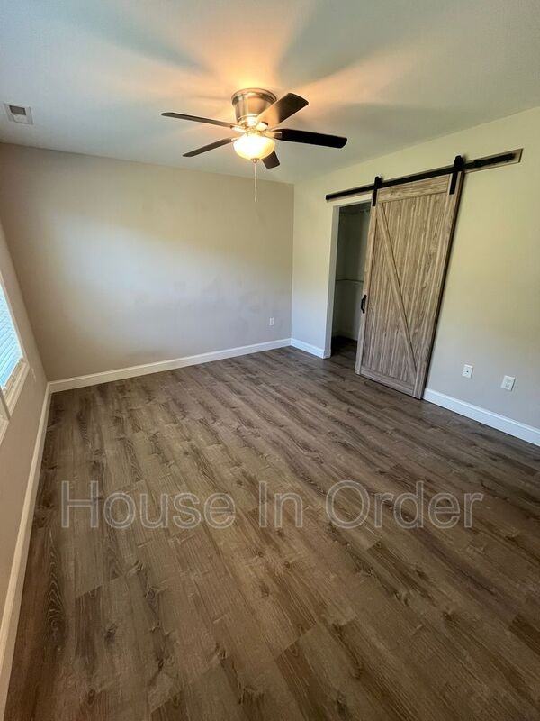 102 Zoeys Cove Rd - Photo 7 of 15