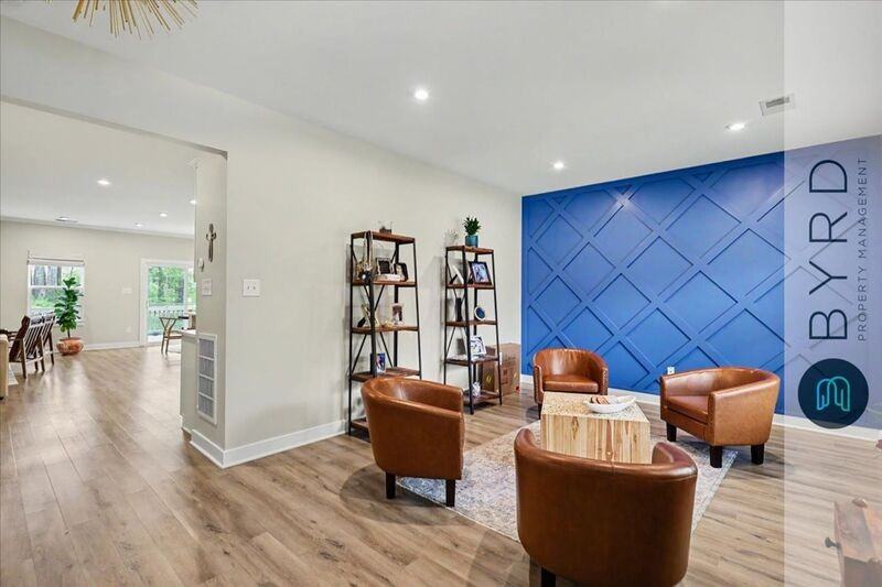 18113 Sagamore Dr - Photo 4 of 35