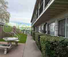 featured image of 691 El Camino Ave #7