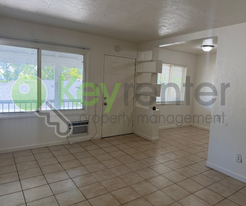 691 El Camino Ave #7 - Photo 2 of 15