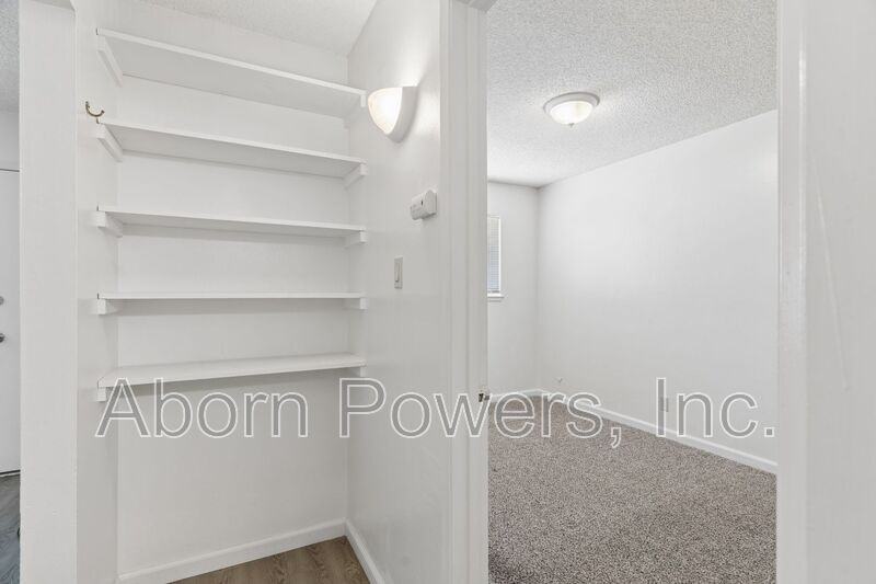 2807 Manor Dr #15 - Photo 7 of 12