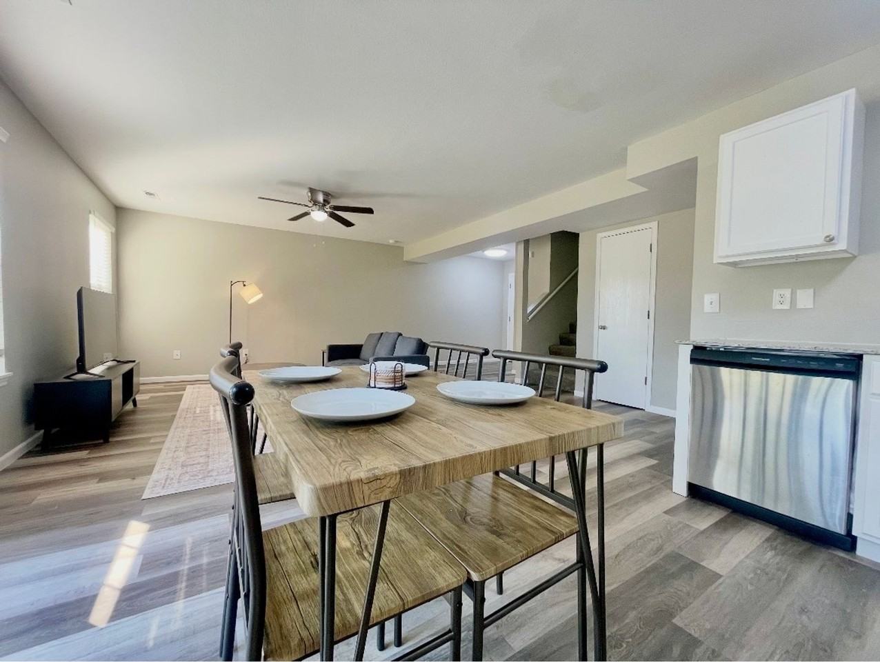 Cross Creek Villas - Photo 5 of 22