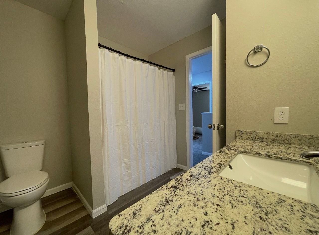 Cross Creek Villas - Photo 7 of 22
