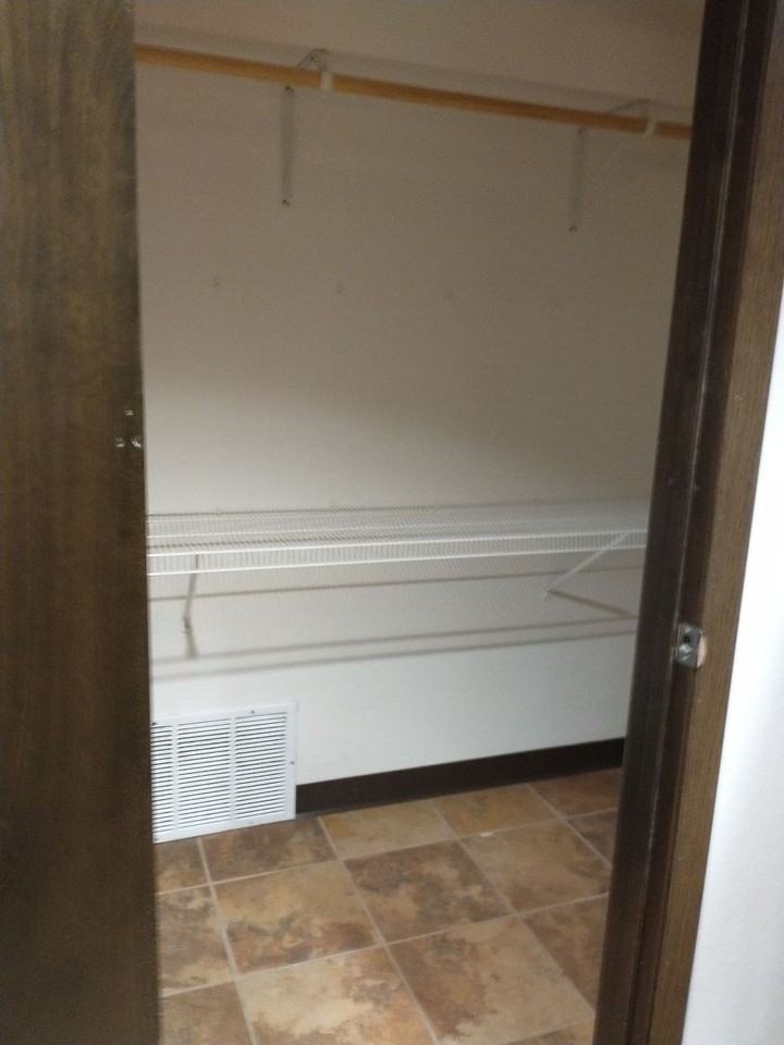 Southpoint Apartments - Photo 3 of 6