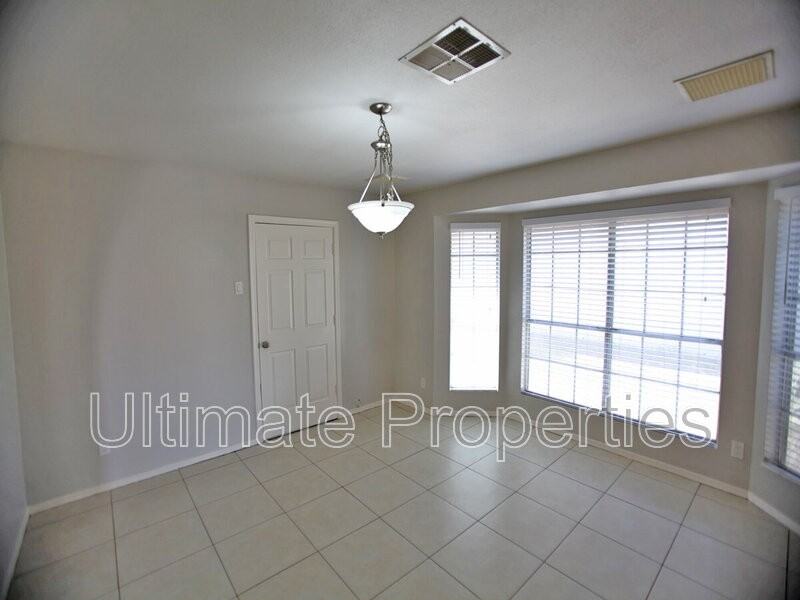 6308 W Desert Cove Ave - Photo 3 of 5