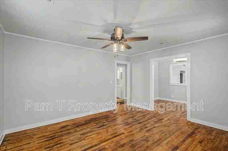 2149 Vermont Ave - Photo 7 of 23