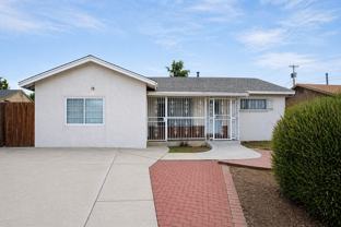 5216 Los Arboles Ave Ne - Photo 1 of 1