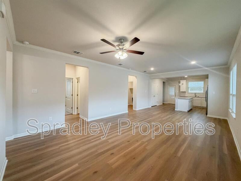 8112 Pineridge Way - Photo 5 of 25