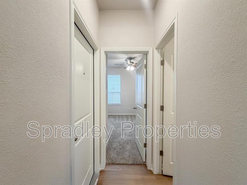 8112 Pineridge Way - Photo 6 of 25