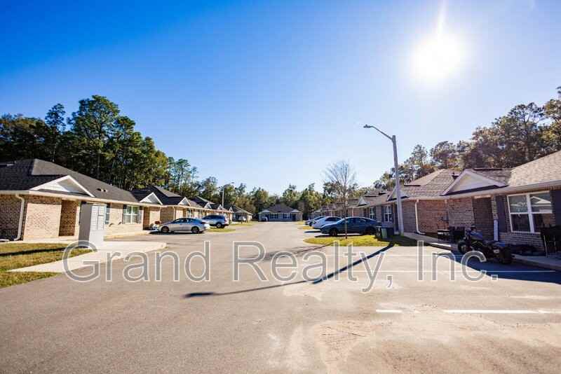 6806 Whitney Polk Ct - Photo 2 of 18