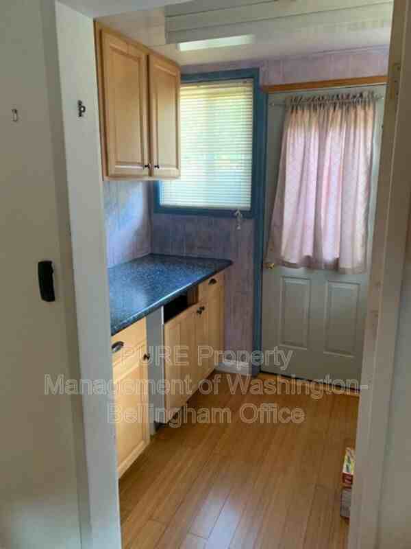 1350 Mitchell Ave - Photo 4 of 11