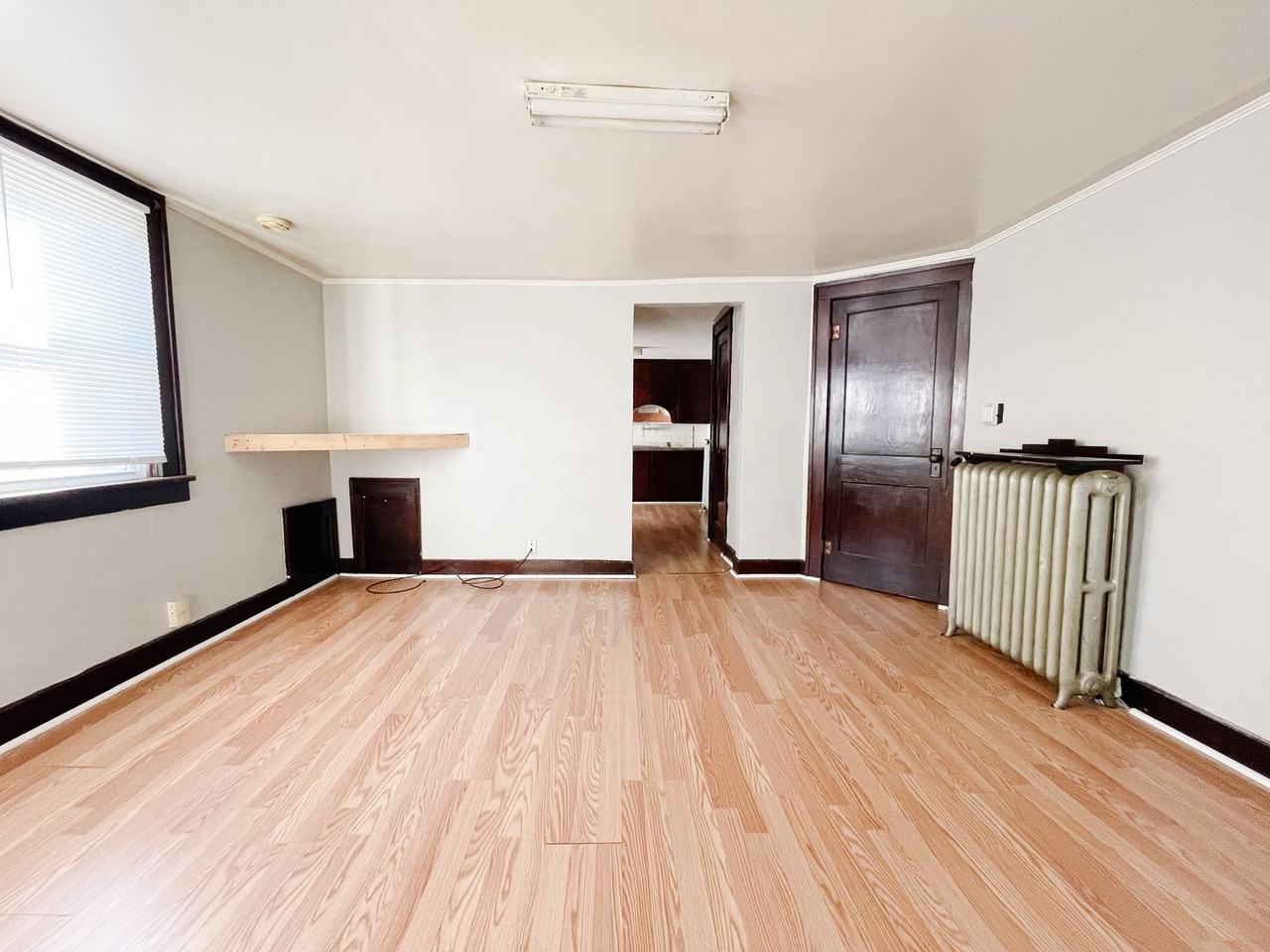 1925 E 5th St #5 - Photo 6 of 15