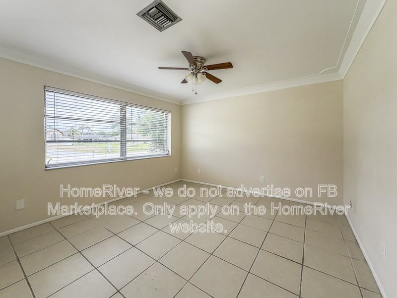502 Nw Salina Ter - Photo 2 of 19